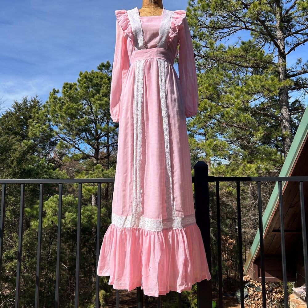 Vintage 70s Pink Ruffled Cottage Prairie Pinafore Maxi Dress Built-In Petticoat